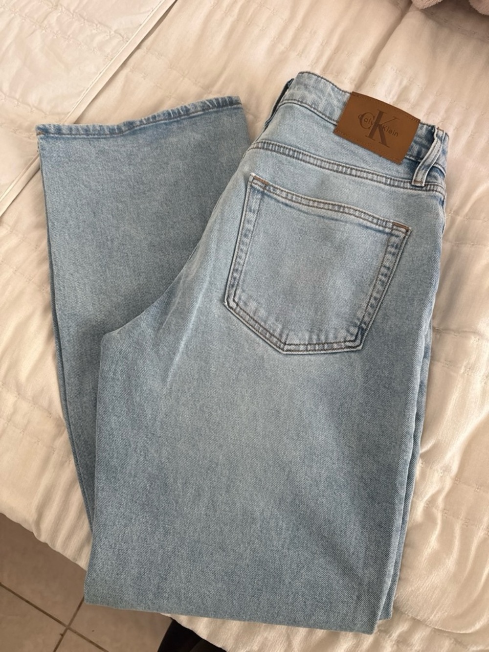 Calvin Klein 90’s straight mid rise jeans